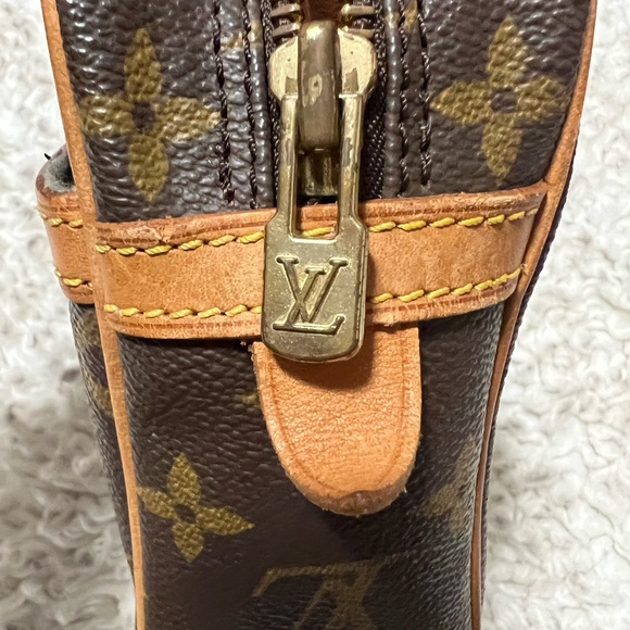 Vintage 1988 Louis Vuitton Compiegne - Picture 3 of 9